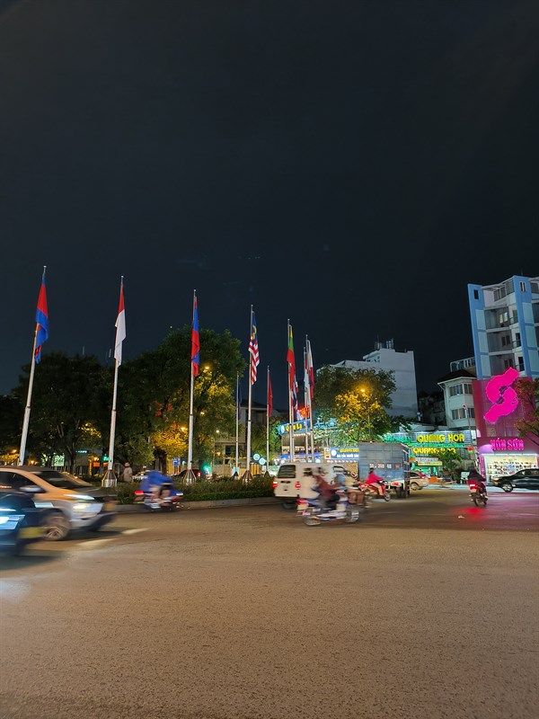 Ảnh chụp trong điều kiện thiếu sáng từ camera OPPO Reno8 Pro 5G. Ảnh chụp trong điều kiện thiếu sáng từ camera OPPO Reno8 Pro 5G.