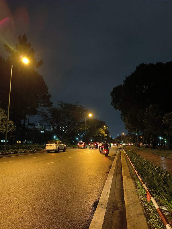 Ảnh chụp trong điều kiện thiếu sáng từ camera OPPO Reno8 Pro 5G. Ảnh chụp trong điều kiện thiếu sáng từ camera OPPO Reno8 Pro 5G.