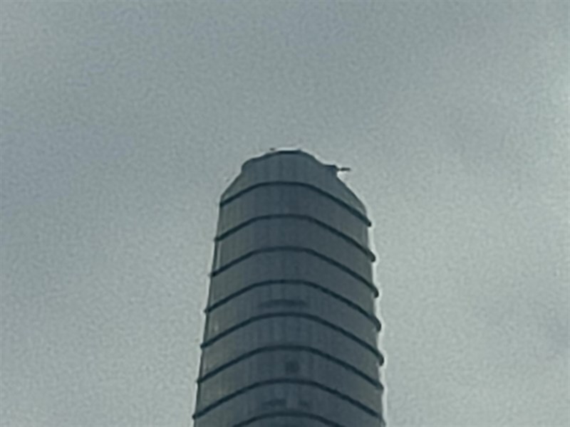 Ảnh chụp ở chế độ zoom 20x. Ảnh chụp ở chế độ zoom 20x.