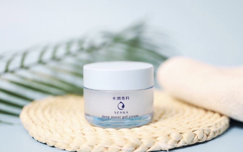 Chọn lựa chỗ mua mặt nạ ngủ Senka Deep Moist Gel Cream uy tín