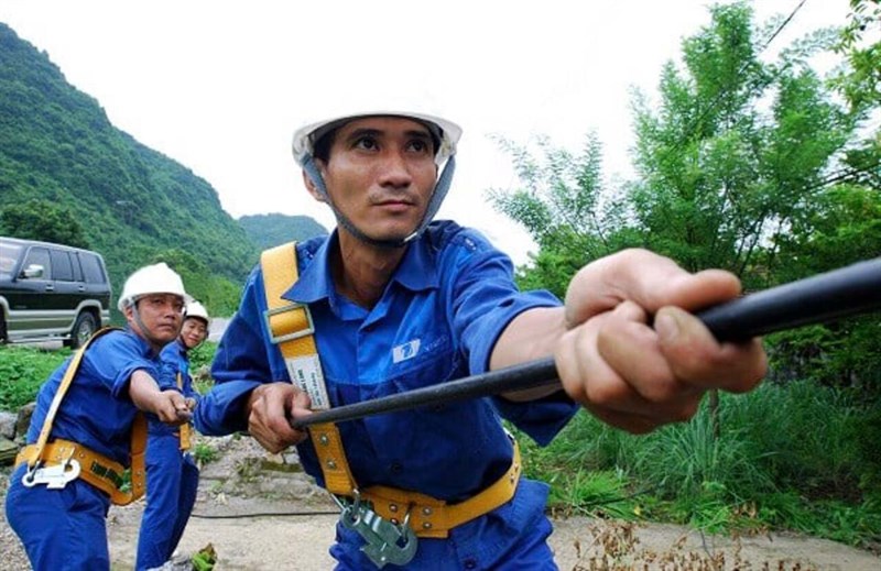 Hình ảnh triển khai hạ tầng viễn thông