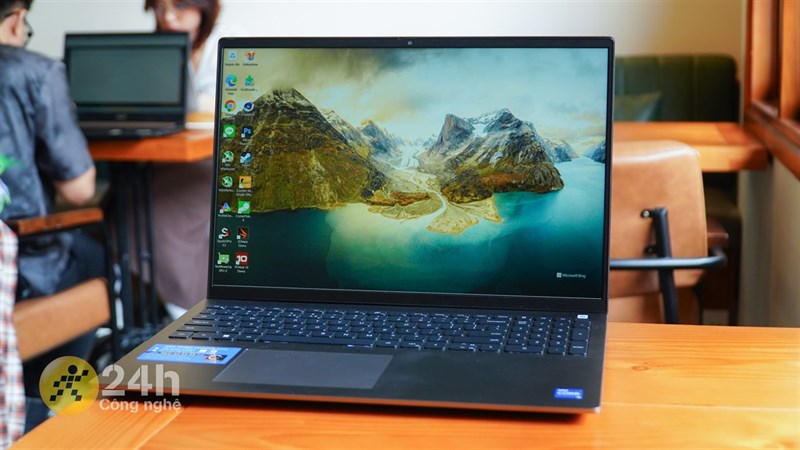 Dell Vostro 5620 i5 1240P (V6I5001W1)