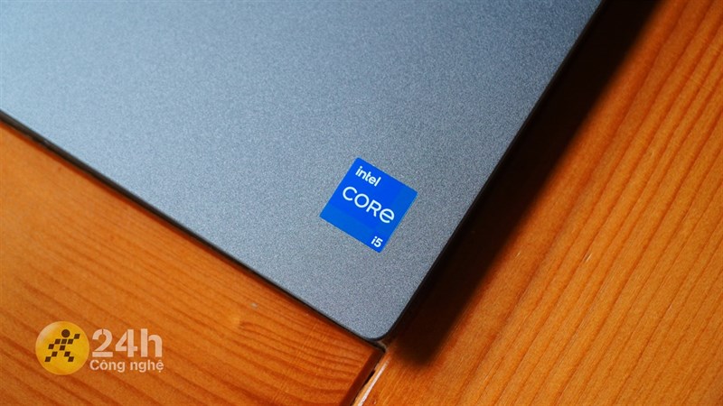Máy được cung cấp sức mạnh từ con chip Intel Core i5 Alder Lake - 1240P. Máy được cung cấp sức mạnh từ con chip Intel Core i5 Alder Lake - 1240P.