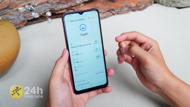Trên tay Galaxy A04 Trên tay Galaxy A04