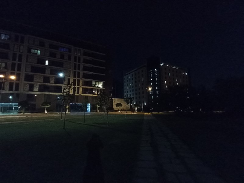 Ảnh chụp bởi camera góc siêu rộng trên POCO M5s trong điều kiện thiếu sáng