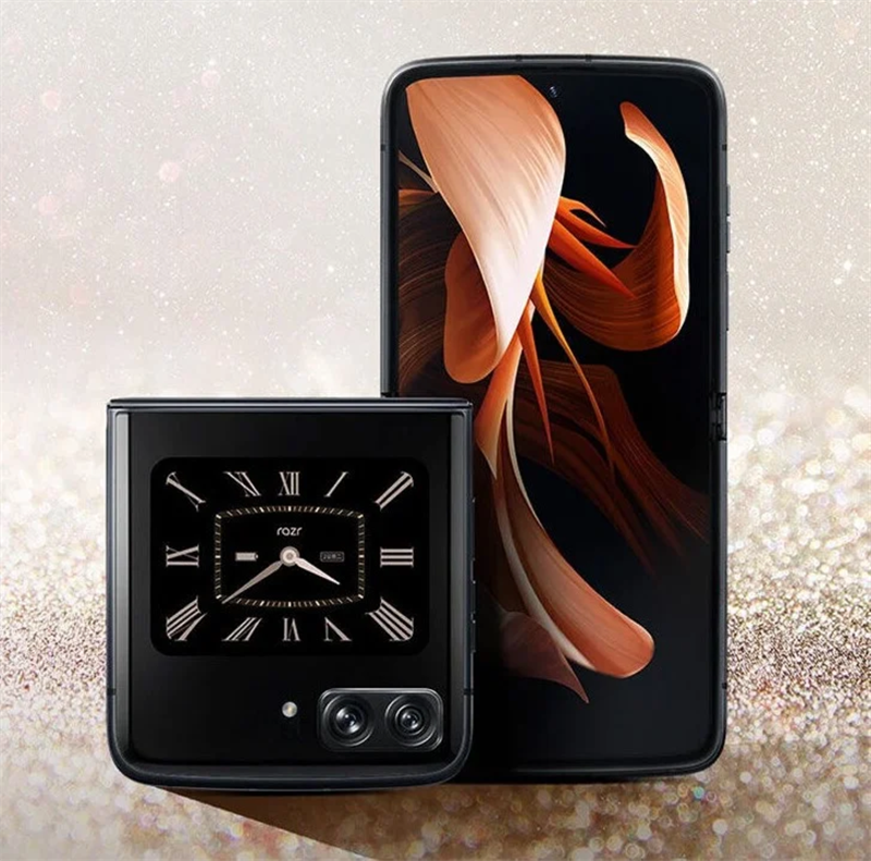 Razr 22 có hai màn hình giống với Z Flip của Samsung Razr 22 có hai màn hình giống với Z Flip của Samsung