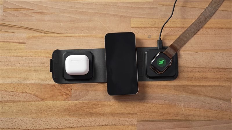Trên tay Mophie 3-in-1 Travel Charger