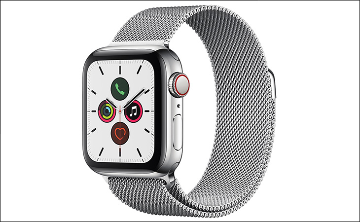 Apple Watch S5 trang bị dây đeo khóa nam châm được làm bằng chất liệu thép không gỉ bền màu, sang trọng