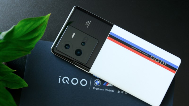 Hình ảnh iQOO 10 Hình ảnh iQOO 10