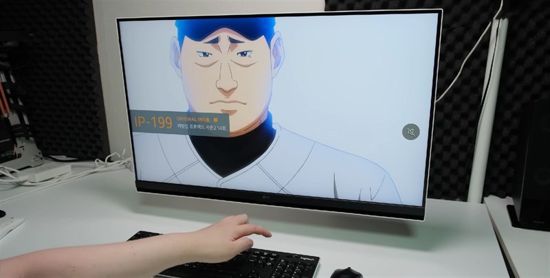 Trên tay LG Smart Monitor 32SQ780S Trên tay LG Smart Monitor 32SQ780S