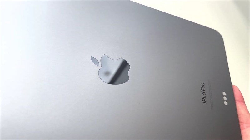 Trên tay iPad Pro M2 (iPad Pro 2022)
