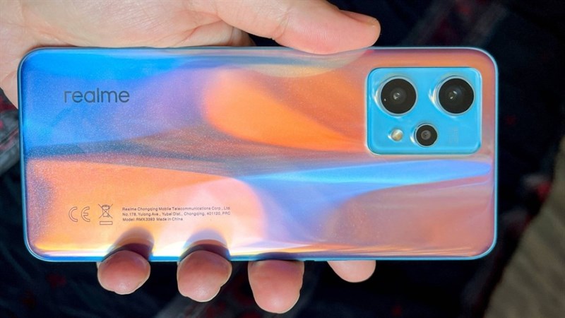 realme 10 có mặt lưng bóng bẩy như realme 9 không nhỉ realme 10 có mặt lưng bóng bẩy như realme 9 không nhỉ