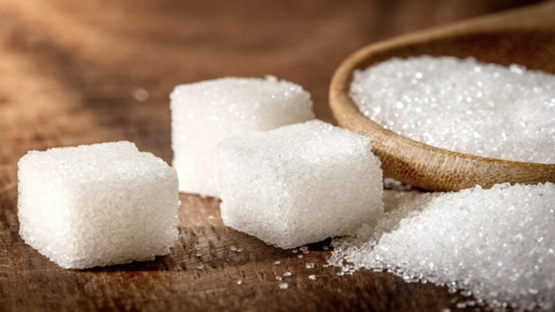 Hỗn hợp đường với các nguyên liệu tự nhiên có khả năng cấp ẩm nhằm trị vết rạn da với chi phí thấp tại nhà