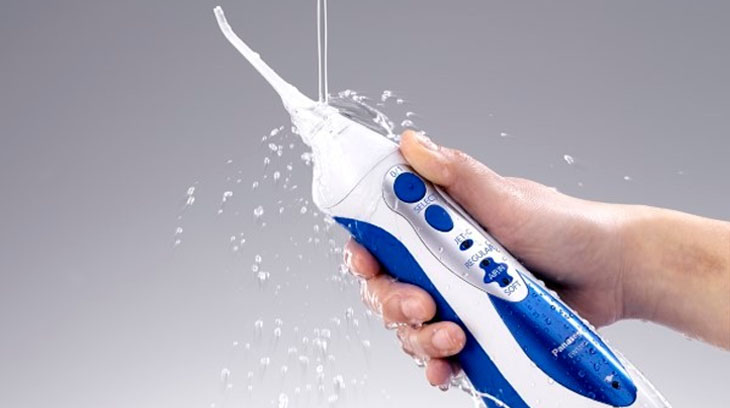 Máy tăm nước Panasonic