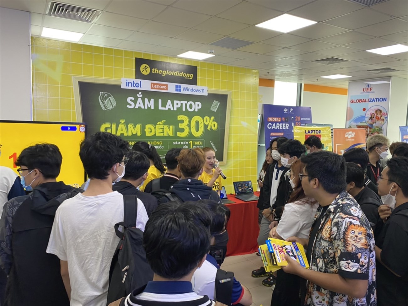 Hòa mình vào không gian công nghệ tại sự kiện Laptop Acer tại UEF