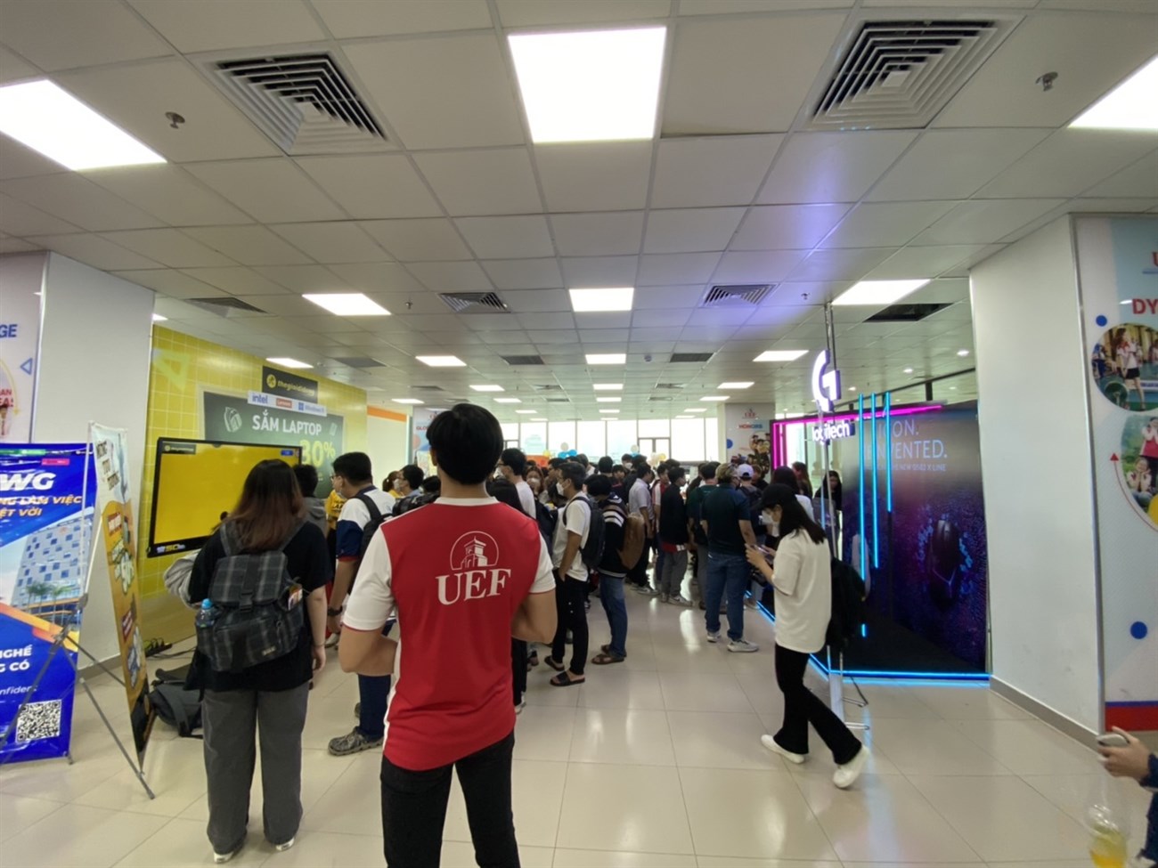 Hòa mình vào không gian công nghệ tại sự kiện Laptop Acer tại UEF