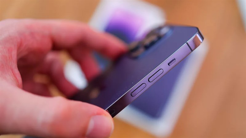 iPhone 15 Pro sẽ không còn nút bấm vật lý? iPhone 15 Pro sẽ không còn nút bấm vật lý?