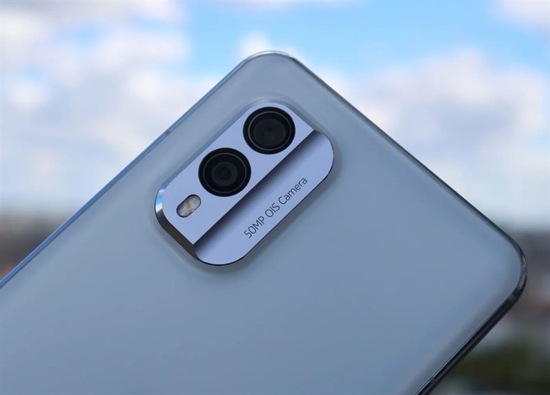 Nokia X30 5G được trang bị hệ thống camera kép ở mặt sau.