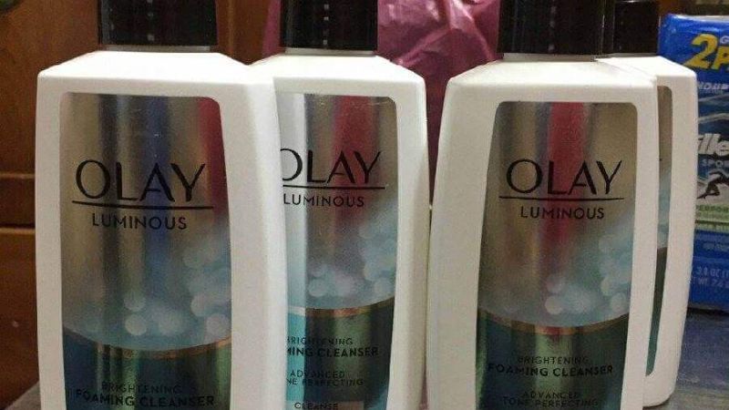 Sữa rửa mặt Olay Regenerist Advanced Anti-Aging Detoxifying Pore Scrub Cleanser