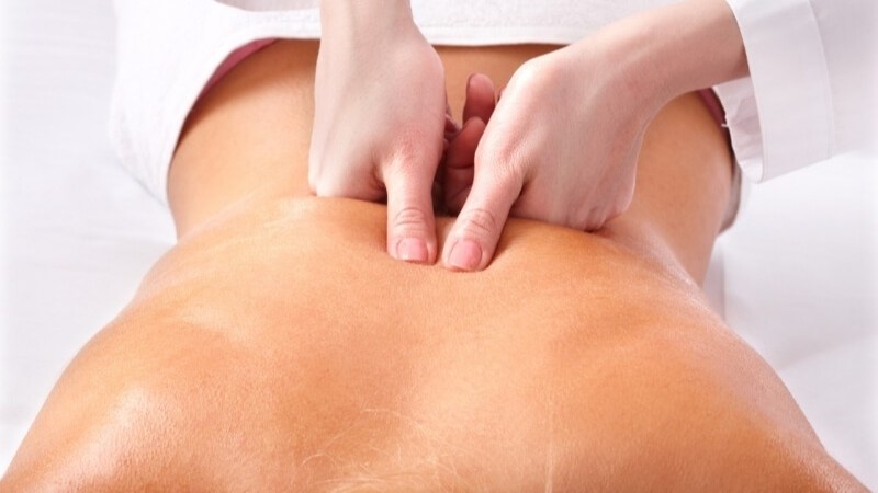 Massage bấm huyệt