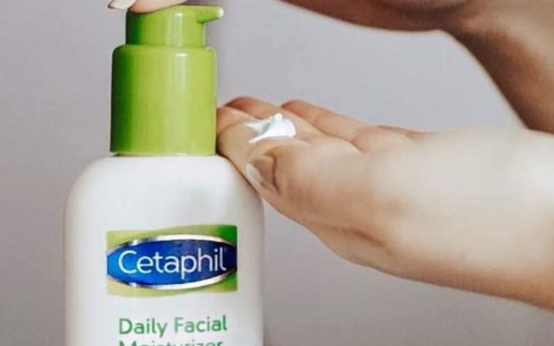 Đối tượng sử dụng kem chống nắng dưỡng ẩm Cetaphil