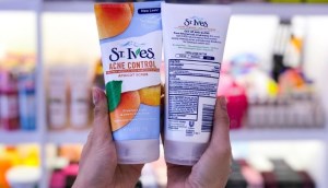 Review sữa rửa mặt ngăn ngừa mụn ST.IVES chiết xuất trái mơ