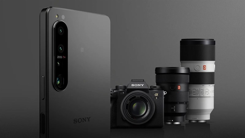 Sony Xperia là dòng điện thoại cao cấp được đánh giá là đẹp và chất lượng nhất trên thị trường. Trang bị nhiều tính năng tiện ích, camera chụp ảnh cực kỳ sắc nét, màn hình hiển thị đẹp mắt và thiết kế sang trọng, Sony Xperia xứng đáng là sản phẩm điện thoại hãng Sony được ưa chuộng nhất hiện nay.