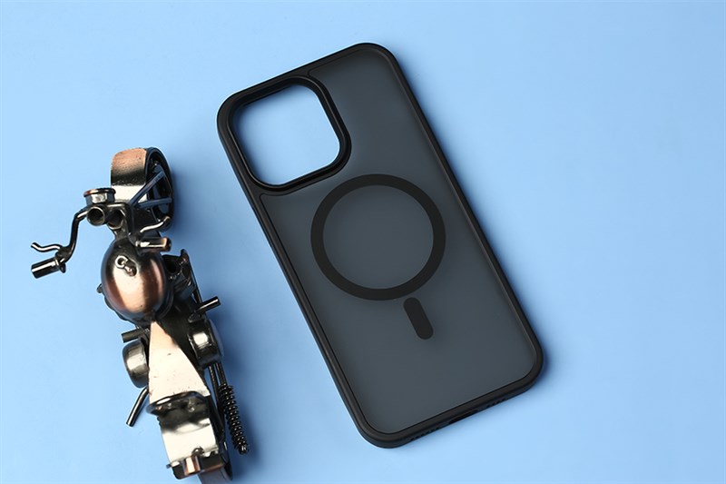 Sự dụng ốp điện thoại chất lượng sẽ giúp tránh phát sinh những chi phí sửa chữa tốn kém,