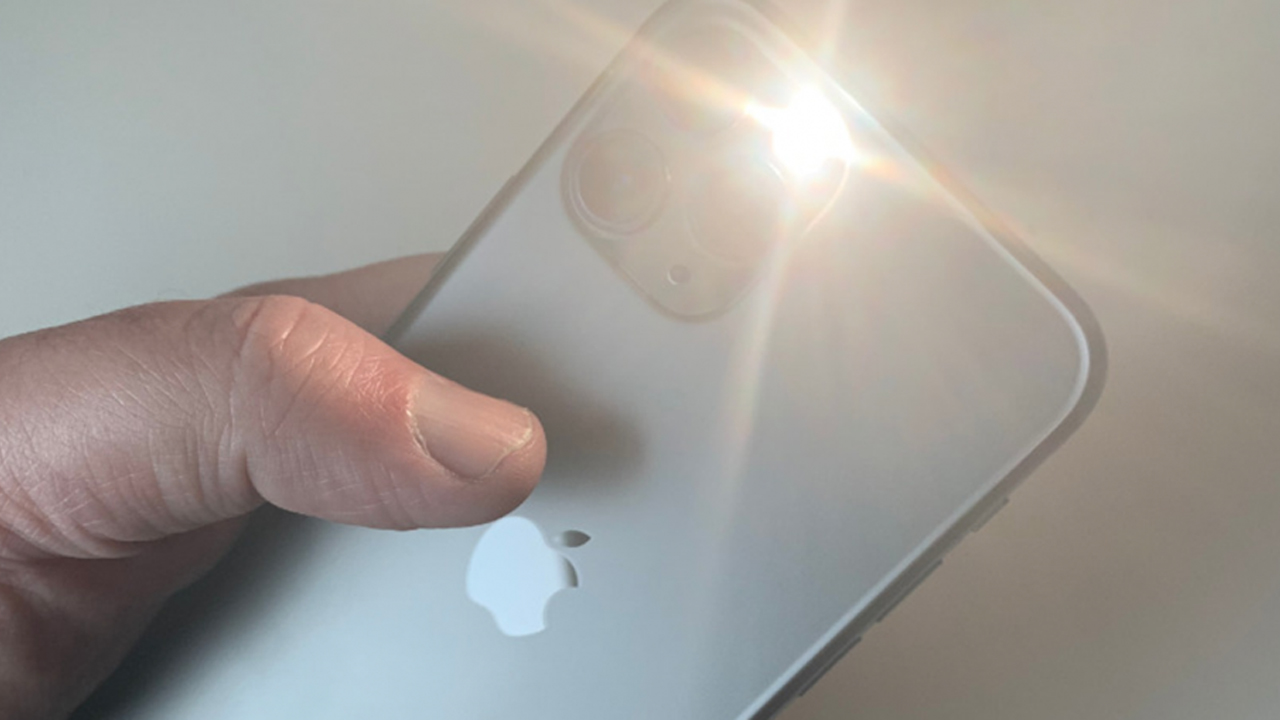 Cách bật, tắt đèn flash của iPhone
