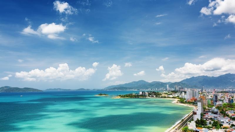 Nha Trang là một thành phố biển được thiên nhiên ưu đãi cho vô vàn cảnh đẹp