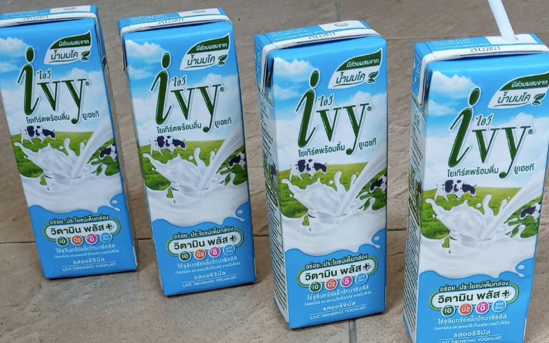 Sữa chua uống tiệt trùng IVY vị truyền thống