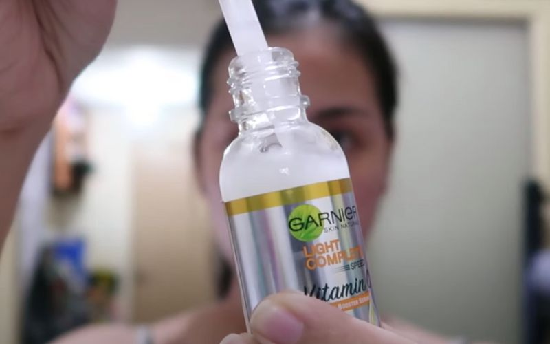 Review serum Garnier Light Complete Vitamin C Booster từ người dùng