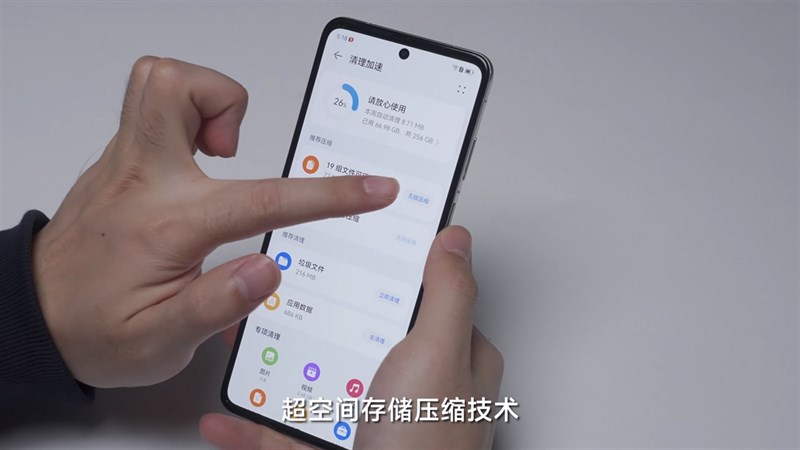 Trên tay Huawei Pocket S Trên tay Huawei Pocket S