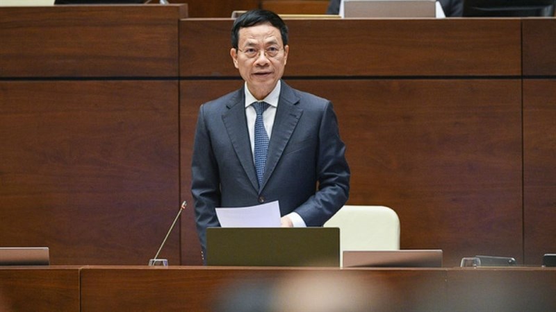 Bộ trưởng Bộ Thông tin và Truyền thông Nguyễn Mạnh Hùng trả lời chất vấn về lĩnh vực thông tin và truyền thông Bộ trưởng Bộ Thông tin và Truyền thông Nguyễn Mạnh Hùng trả lời chất vấn về lĩnh vực thông tin và truyền thông