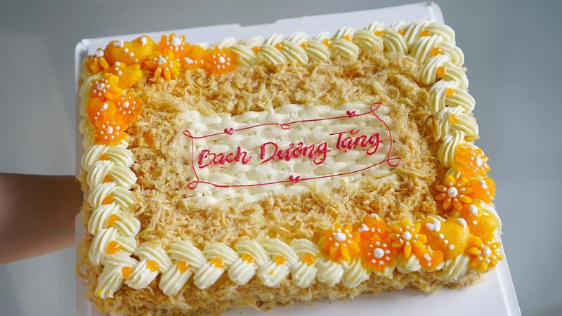 TOP mẫu bánh bông lan trứng muối sinh nhật đẹp được yêu thích - HMcake