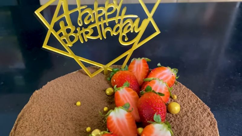 3 ways to make beautiful, delicious and easy tiramisu birthday cake