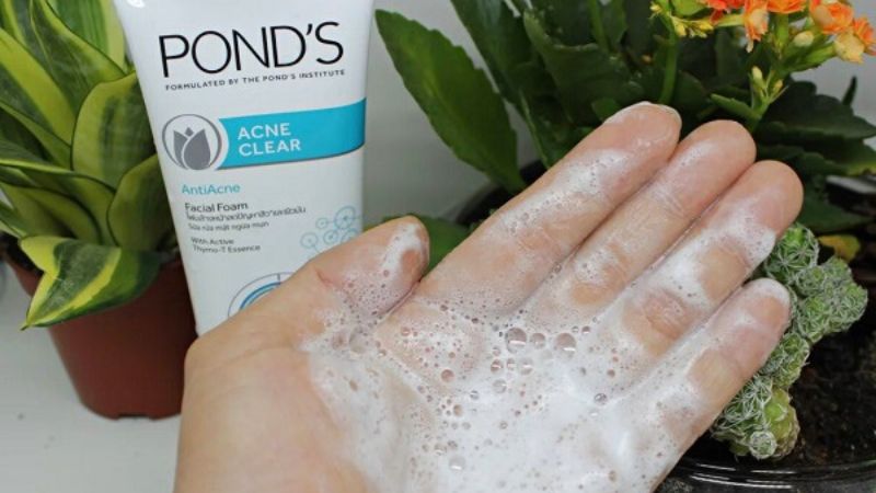 Hướng dẫn sử dụng sữa rửa mặt Pond's Ance Clear