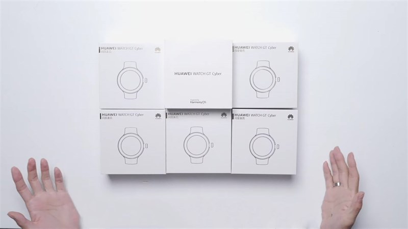 Trên tay Huawei Watch GT Cyber