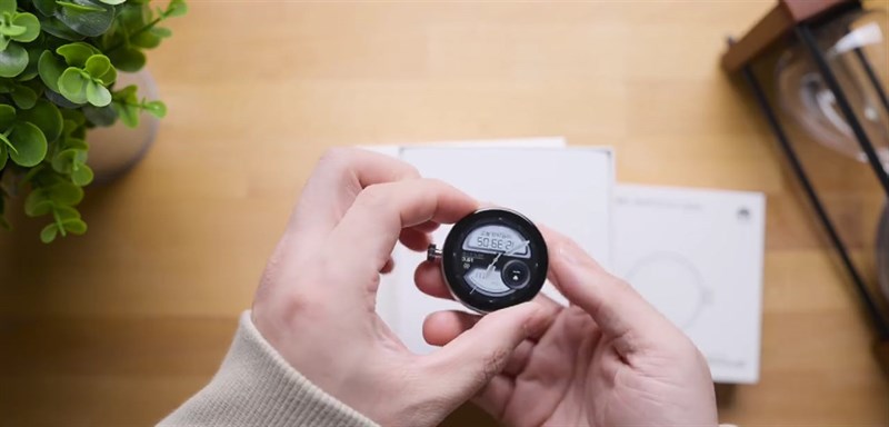 Trên tay Huawei Watch GT Cyber