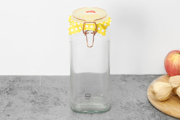 Bộ 2 hũ thủy tinh 2 lít Lock&Lock LLG518S01 được bán với giá 205.000 đồng (giá cập nhật tháng 08/11/2022, có thể thay đổi theo thời gian) Bộ 2 hũ thủy tinh 2 lít Lock&Lock LLG518S01 được bán với giá 205.000 đồng (giá cập nhật tháng 08/11/2022, có thể thay đổi theo thời gian)