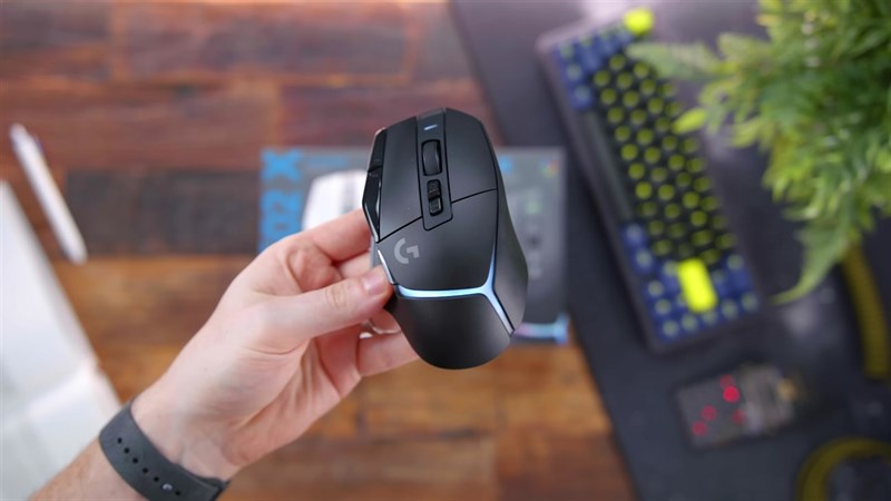 Trên tay Logitech G502X Plus Trên tay Logitech G502X Plus