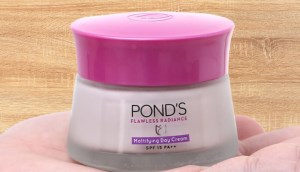 Đánh giá hiệu quả kem dưỡng da ban ngày Pond's Mattifying Day Cream