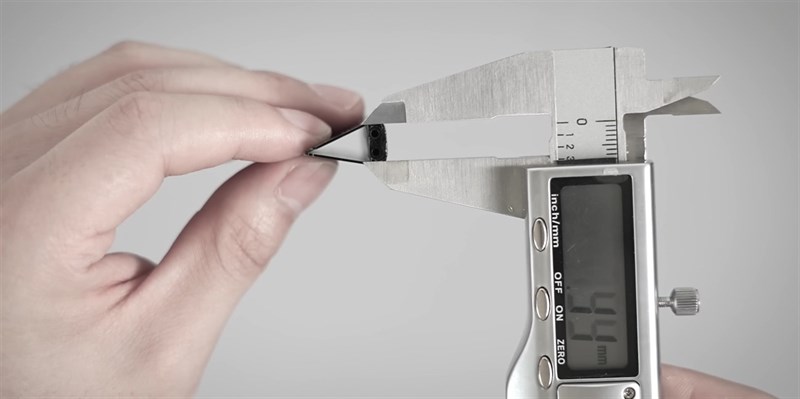 Trên tay iPhone Flip (iPhone V) từ 'pháp sư Trung Hoa'