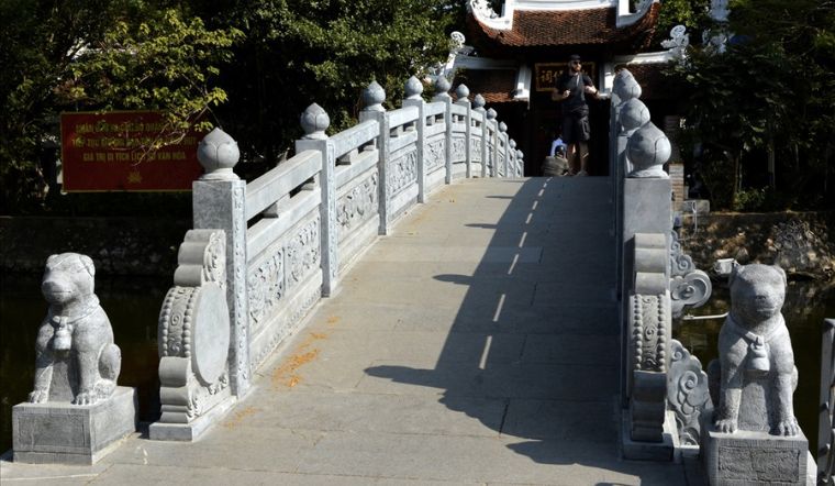 Khám phá đền Cẩu Nhi - chốn tâm linh ít người biết tại Hà Nội