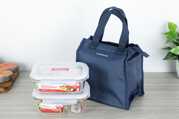 Bộ 2 hộp đựng thực phẩm thủy tinh Lock&Lock LLG429DS2NVY có kiểu dáng đẹp mắt với màu sắc trang nhã