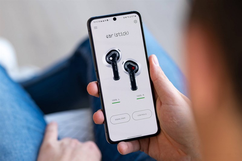 Trên tay Nothing Ear (stick) Trên tay Nothing Ear (stick)