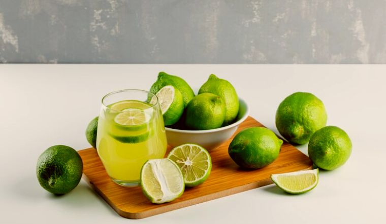 Mẹ sau sinh uống nước chanh có thực sự tốt không? 