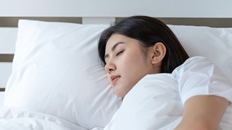 Nằm giường thấp