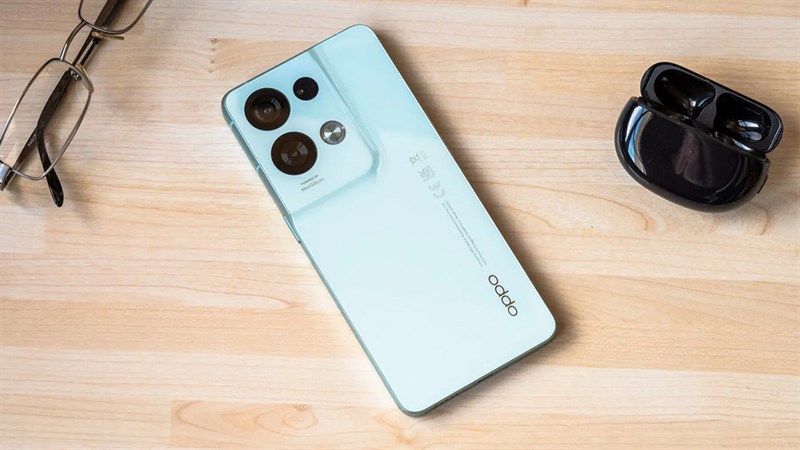 Điện thoại mỏng nhẹ, cấu hình cao đang giảm ngon, chỉ từ 7.69 triệu Điện thoại mỏng nhẹ, cấu hình cao đang giảm ngon, chỉ từ 7.69 triệu