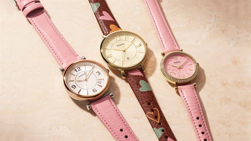 Đồng hồ thời trang nữ giảm đến nửa giá mừng Tết độc thân
